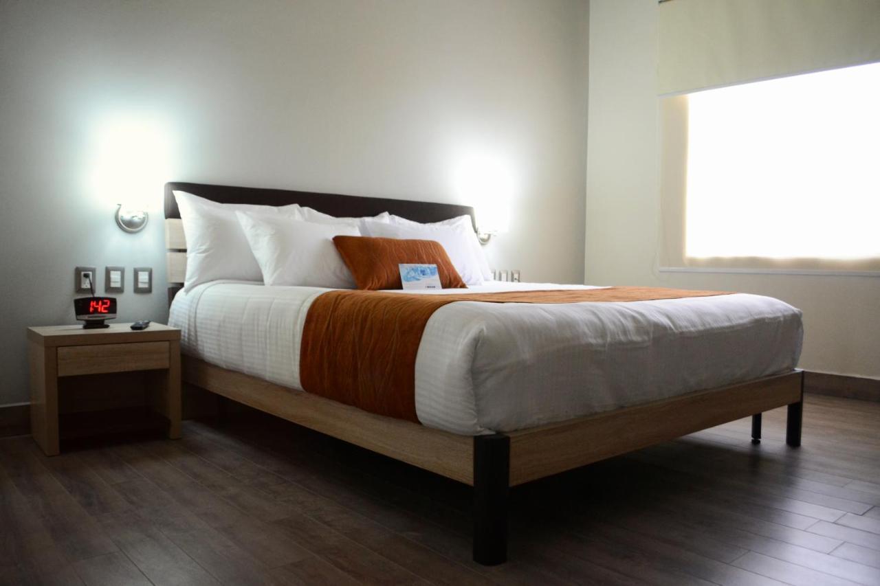 Comfort Inn Irapuato Εξωτερικό φωτογραφία