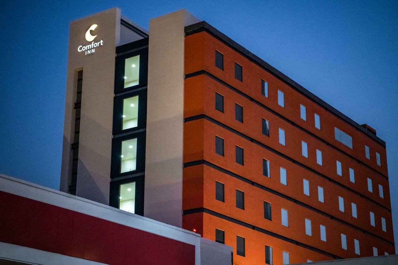 Comfort Inn Irapuato Εξωτερικό φωτογραφία